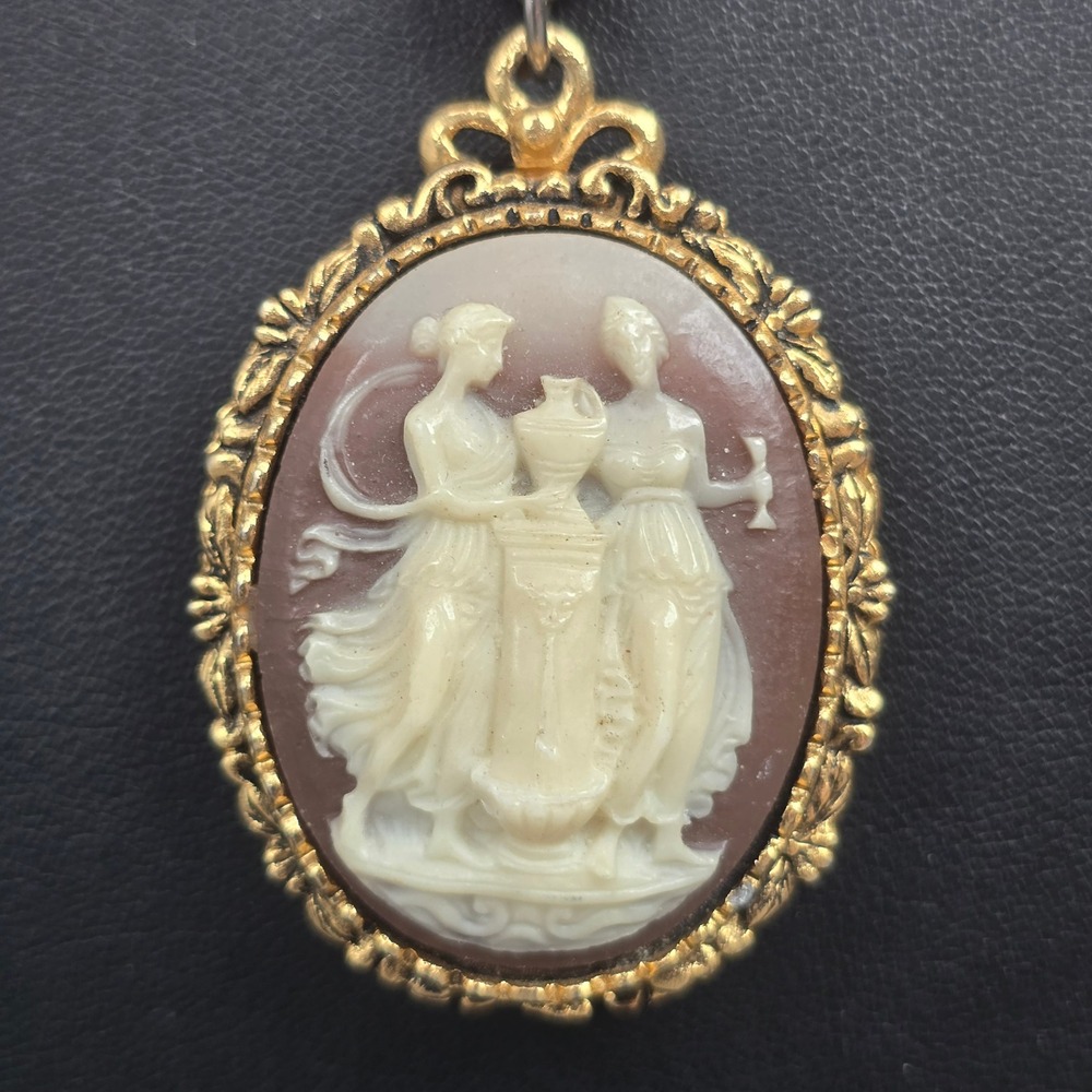 Vintage Max Factor Cameo Perfume Locket Necklace Gold Tone Ornate Floral Bird